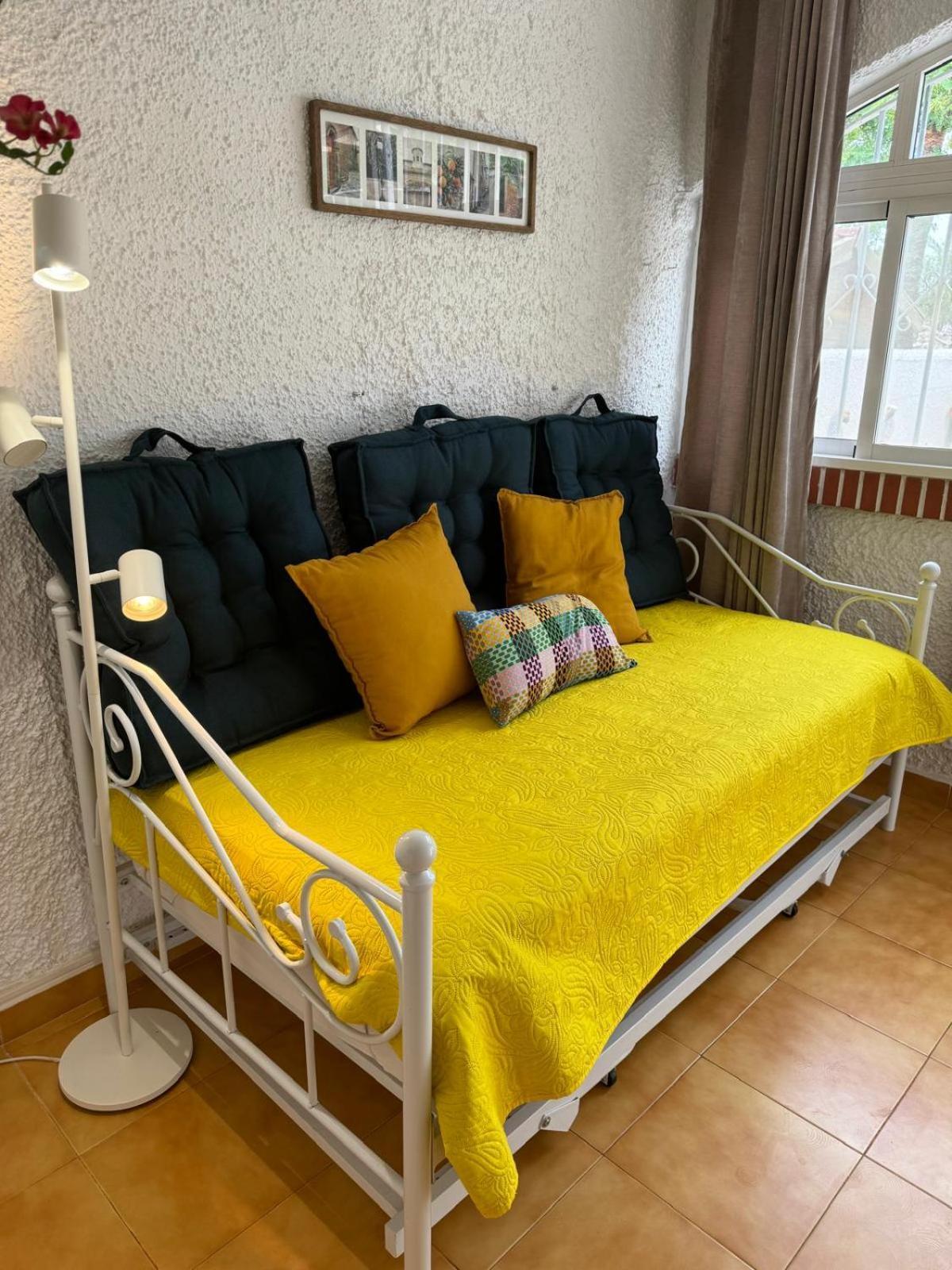 Villa Mare - 2 Beds With Balcony, Patio And Pool And Direct Park Access Murcia Exterior foto